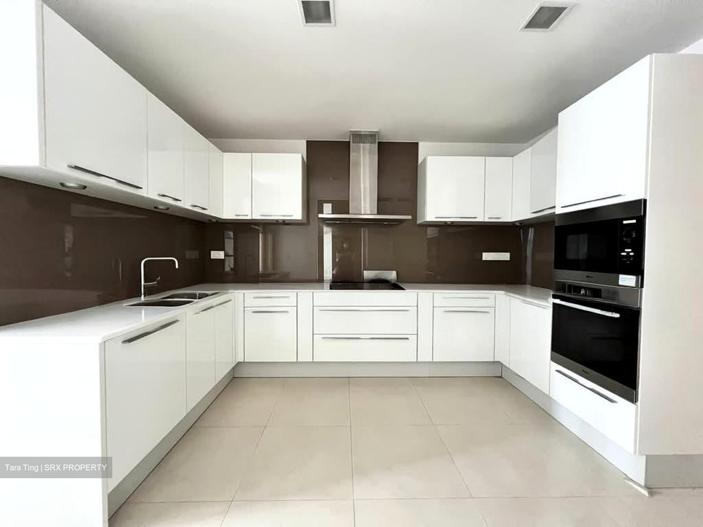 Urban Suites (D9), Condominium #561787501